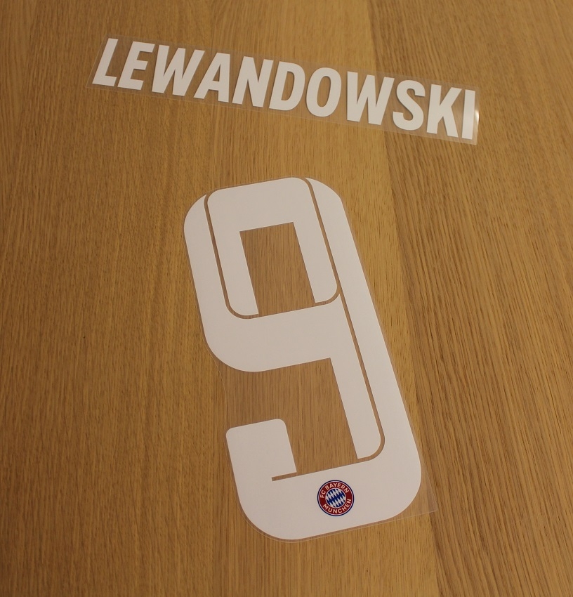 Fc Bayern Home Print 2021 22 Lewandowski  -adult