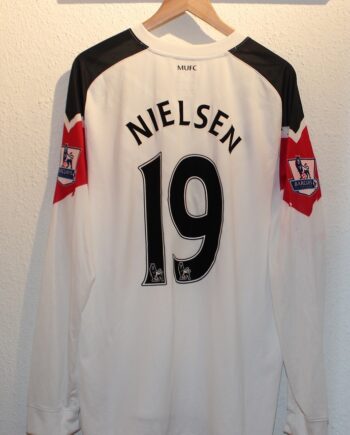 Manchester United Away Jersey     2010 11 Nielsen 19-